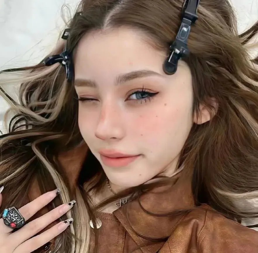 爱马士
